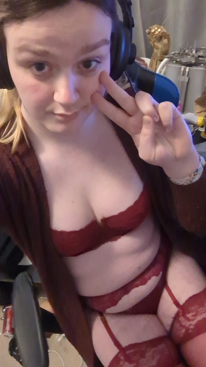 Trans Girl Rachel 🏳️‍⚧️ 🔞 tweet media