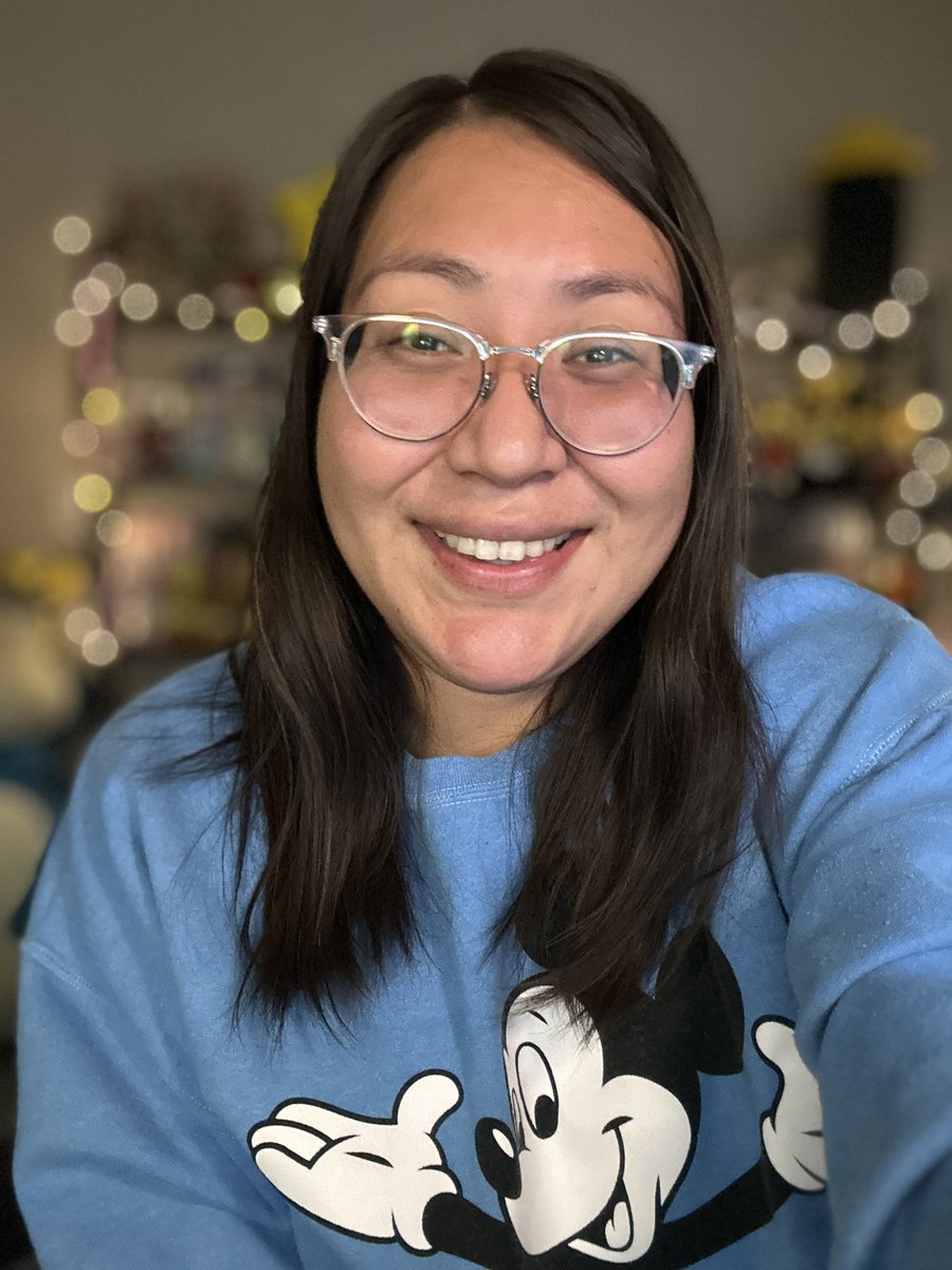 We’re celebrating a community member’s birthday and playing a game they kept suggesting. 

But first, we’re watching the Xenoblade Chronicles X trailer!!

Stop in and enjoy the vibes!
💕 twitch • khnix