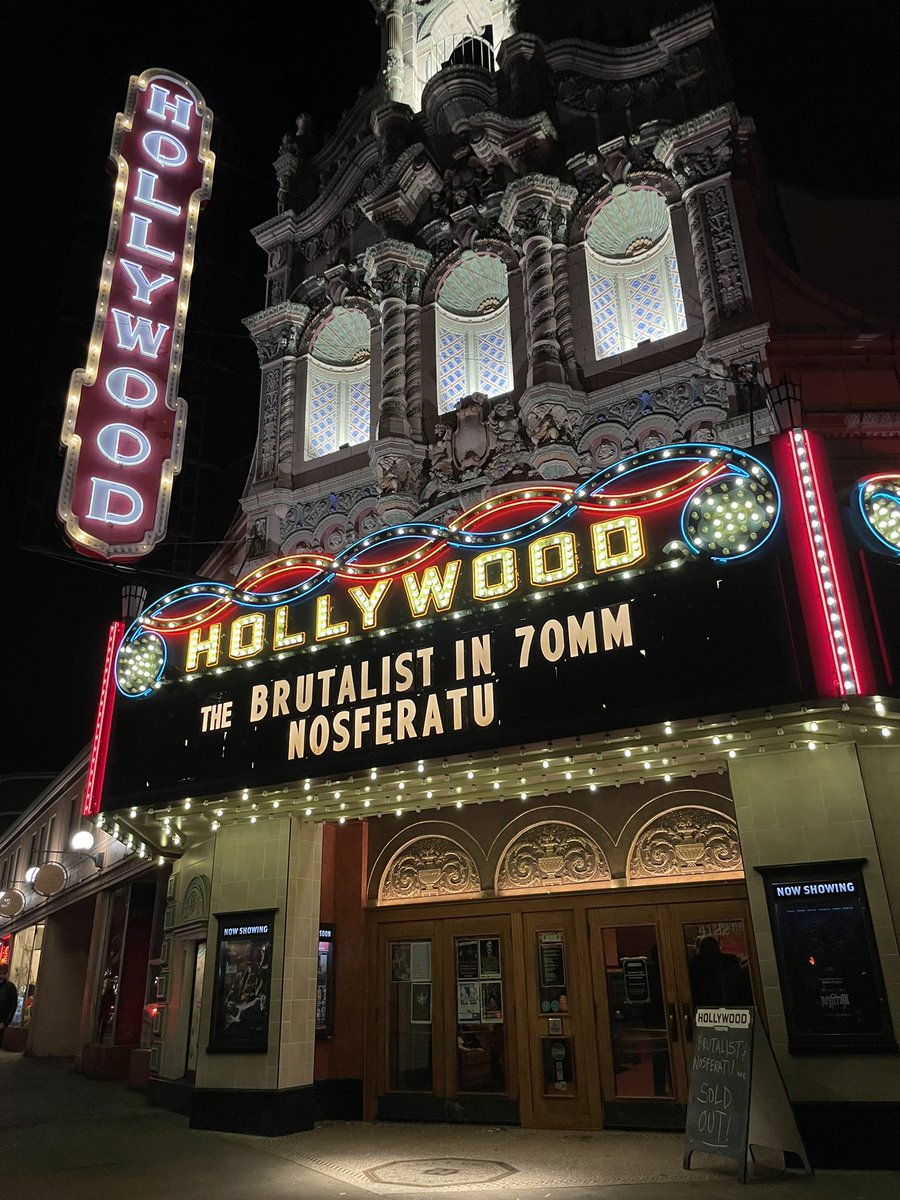 LargePopcornPod's tweet image. We’re so back 🍿