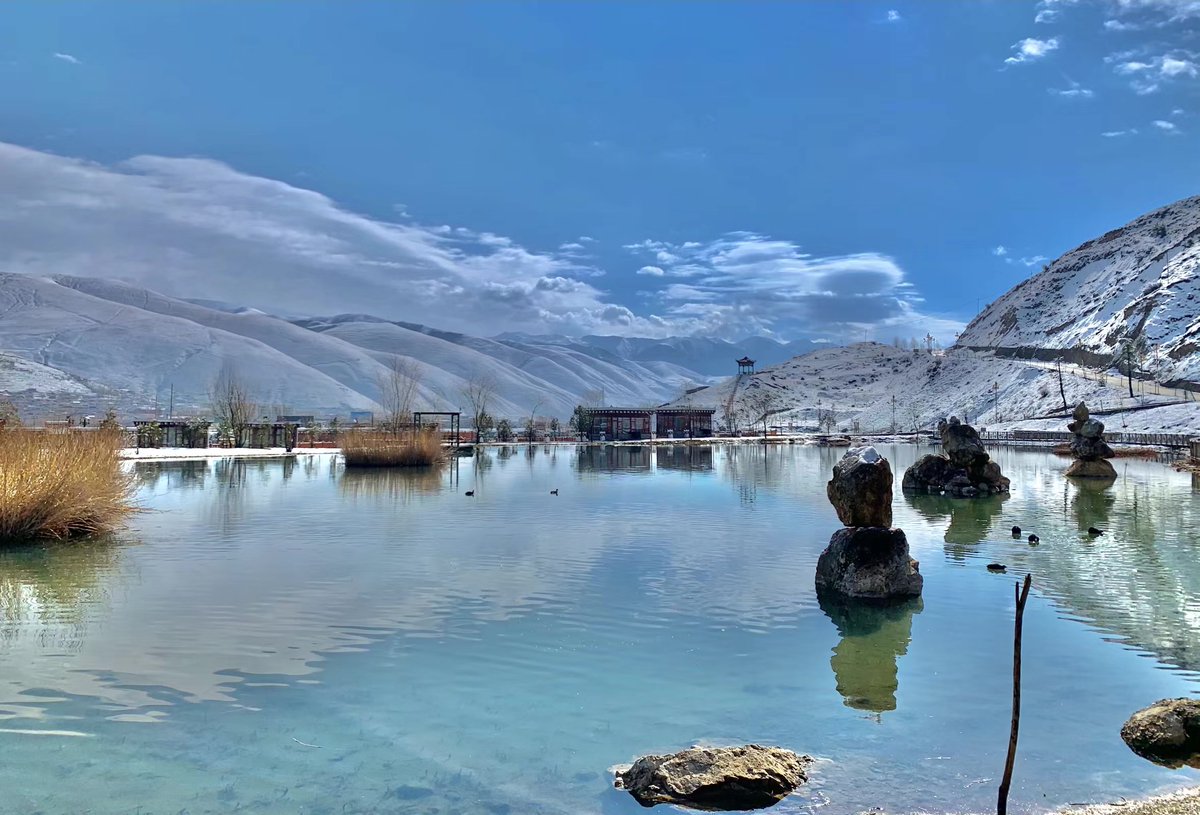 KangbaTV's tweet photo. #DiscoveringDawu མཛེས་སྡུག་ལྡན་པའི་རྟའུ་རུ་ཕེབས་པར་དགའ་བསུ་ཞུ། The beautiful Gouerpu Village in #Dawu County, #Sichuan's #Garze #Tibetan Autonomous Prefecture, after the snowfall. #tibetan #plateau #tibetanplateau #nature #winter #scenery #photograghy https://t.co/DYe8q1EQaN