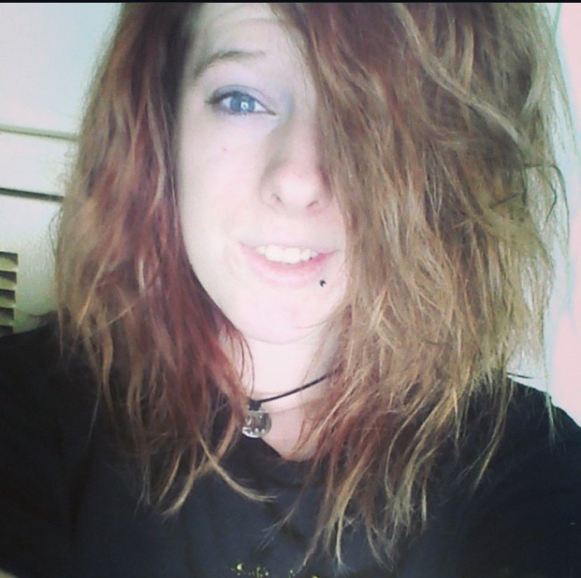 AFKveryy's tweet image. 2015 vs 2025
I wish I could look at that angry young adult and tell them they were valid. They were hurting and hiding it from the world, but they didn’t deserve what they went through (no matter what they believed). I’m the happiest and most comfortable I’ve ever been 💜