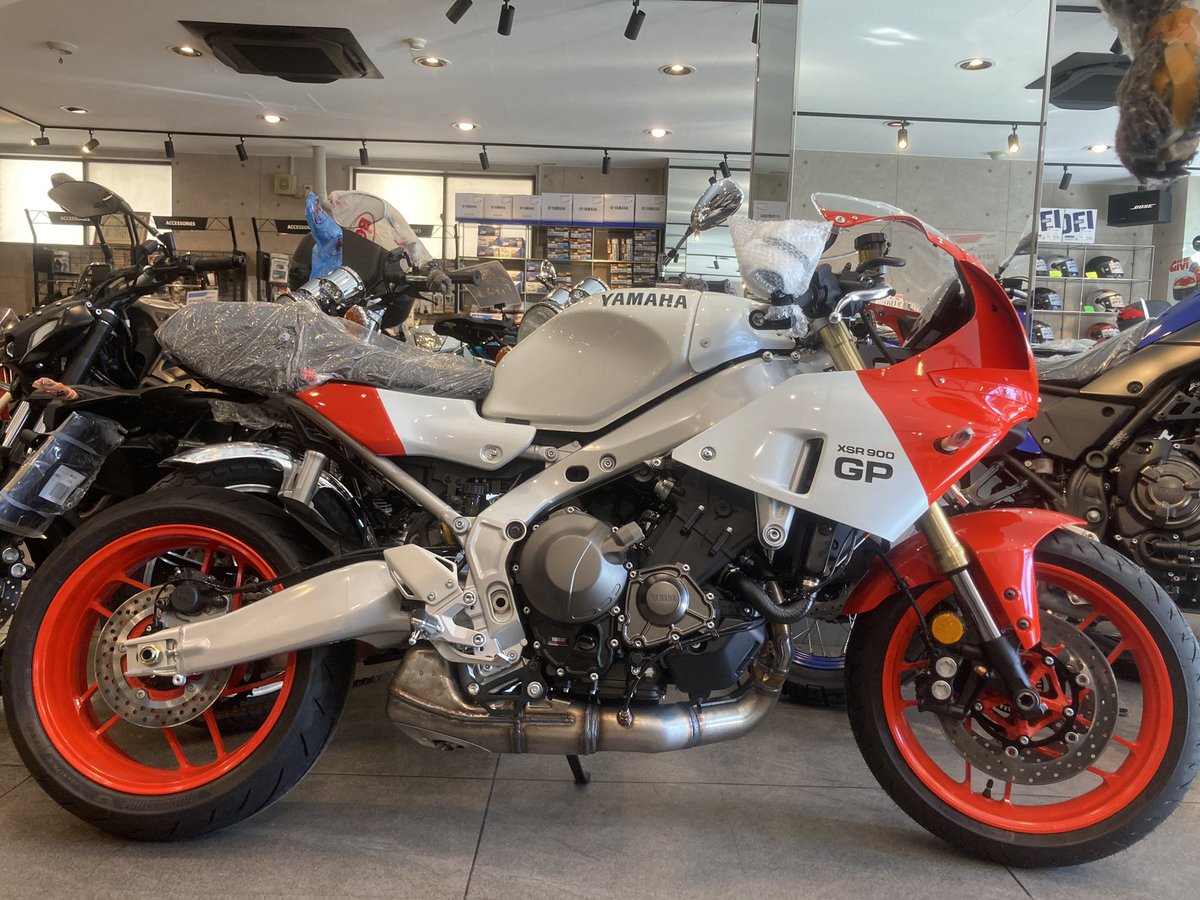 YSPtokyominami's tweet photo. 大人気のXSR900GP入荷致しました🎉🎊
カスタムのご相談もお気軽にお声掛けくださいね☝️
お薦めは、アンダーカウルキットです🤗
かなりイメージアップになりますよ🫡
お問い合わせお待ちしております📞
#ysp東京南
#xsr900gp
#xsr
#900gp https://t.co/ZOi0Fkx2Hl