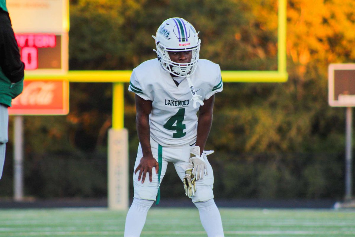 class of 2025 Running Back still looking for a Home
@WillieOfford <a href="/LakewoodFootba1/">Lakewood Football</a> <a href="/Coach_ABoykin/">Coach Boykin</a> hudl.com/v/2QmpSi