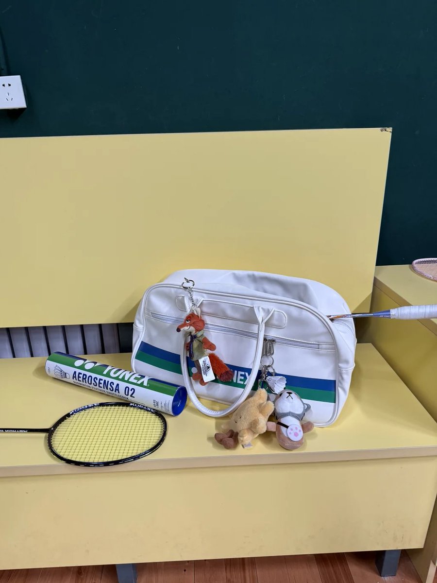 バドミントンで汗をかいて、心も体もリフレッシュ！🏸✨