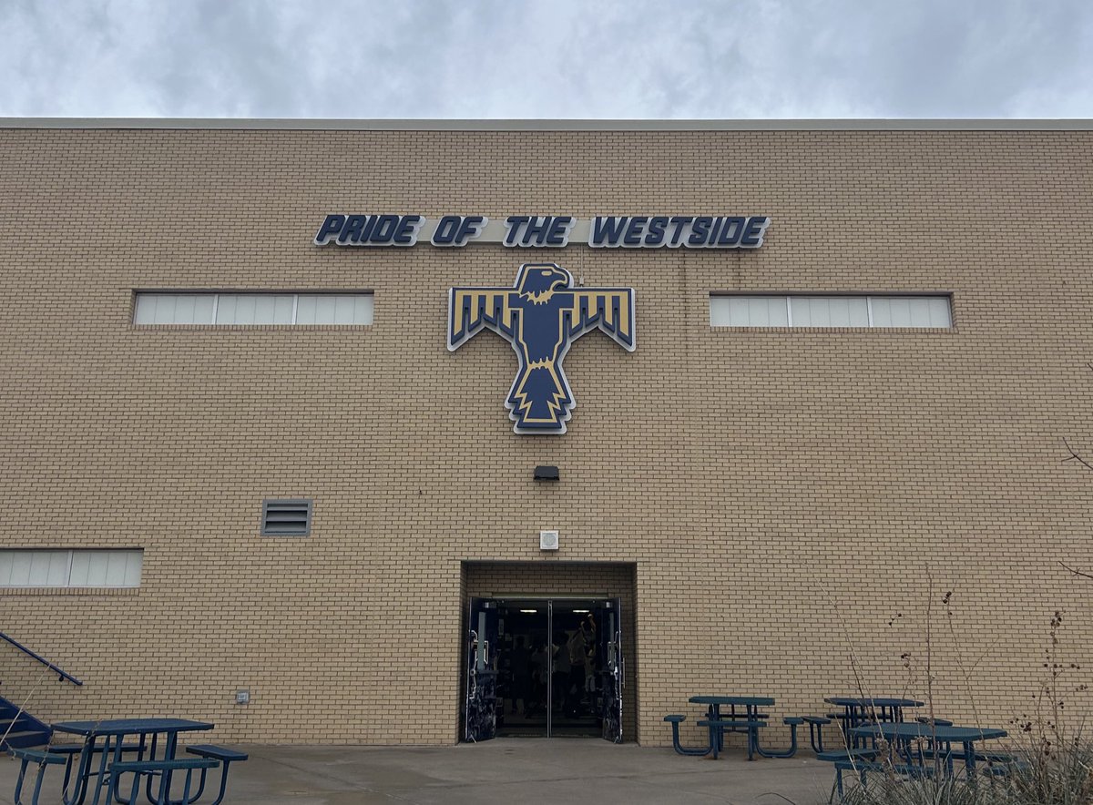 Always love spending time with my guy <a href="/CoachMichaelPry/">Michael Pry, M. Ed</a> at <a href="/thunderbirds_fb/">Coronado Football</a>!

The <a href="/UTEPFB/">UTEP Football</a> connection is STRONG! ⛏️⛏️

#WinTheWest
#2TRIKE5OLD