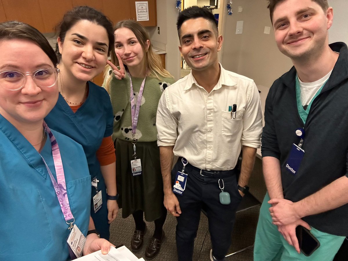 mahsa Hajizadeh (@mahsahajizadeh) on Twitter photo I vaguely remember our PGY1 Unknown conference, and how I knew almost nothing back then. Now, just six months later, we can figure out the cases (or get really close!). I’m so proud of us and our program! Way to go, bees! <a href="/UVA_Pathology/">UVA Pathology</a> I vaguely remember our PGY1 Unknown conference, and how I knew almost nothing back then. Now, just six months later, we can figure out the cases (or get really close!). I’m so proud of us and our program! Way to go, bees! <a href="/UVA_Pathology/">UVA Pathology</a>