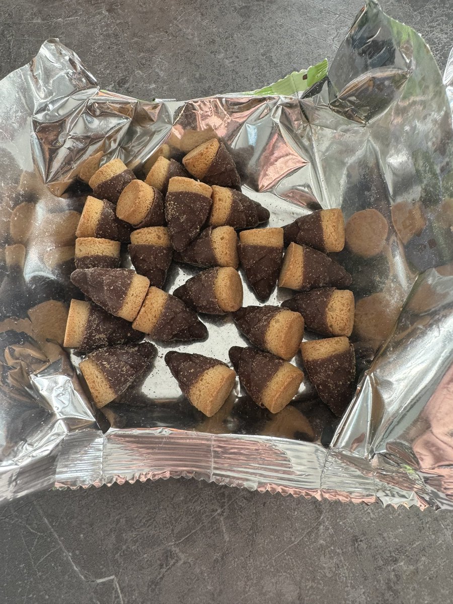 なかのあるま tweet media