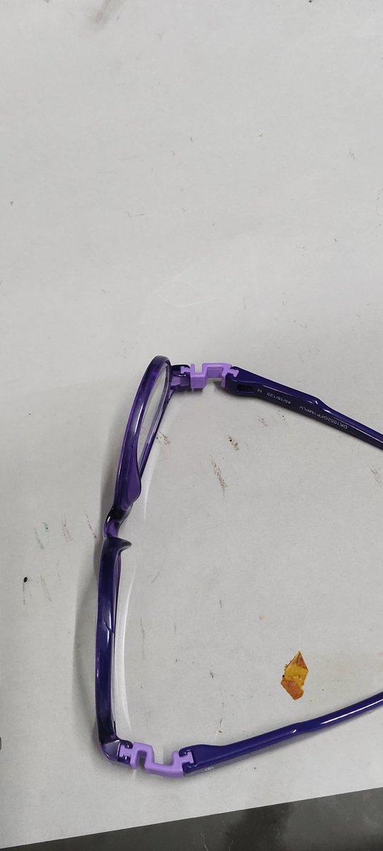 ManojJamunpane's tweet photo. Titan eye + quality is very poor and service is worst https://t.co/oKUSwA3q2D