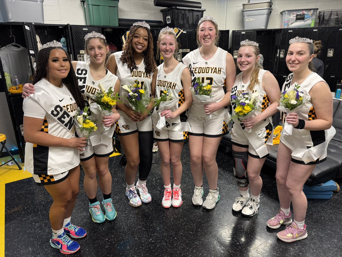 Great evening celebrating these wonderful seniors with a W over Lassiter. Happy Senior Night Ava, Natalie, Milanni, Lillian, Gabi, Audrey and Pauline!⭐️❤️