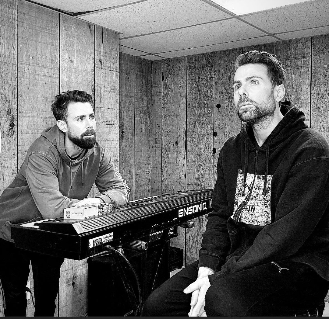 You use a glass mirror to see your face. You use music to see your soul!! Happy Friday everyone <a href="/council_band/">Council Band</a>

#music #quotes #artist #twins #FridayVibes #musician #soul