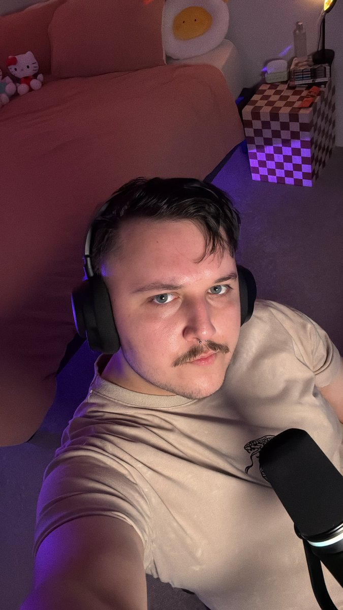 Click the link 🤠

twitch.tv/itsyouranxiety