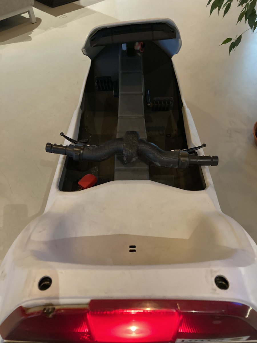 It’s the 40th anniversary of the Sinclair C5. The first commercial electric vehicle, which was launched on this day in 1985.

We’re at the <a href="/Fibre_Hub/">FibreHub</a> at Pool as Toby  Parkins shows us his pride and joy!

Listen out for <a href="/dundonradio/">James Dundon 〓〓🥟 📻</a> test driving it at 9:10am this morning.