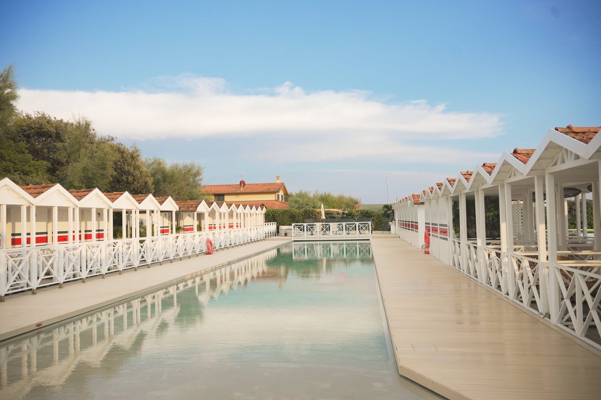 Timeless tranquility. A pool that invites you to relax, where silence and serenity become your ultimate luxury.
#AugustusHotelResort #LuxuryLifestyle #FortedeiMarmi