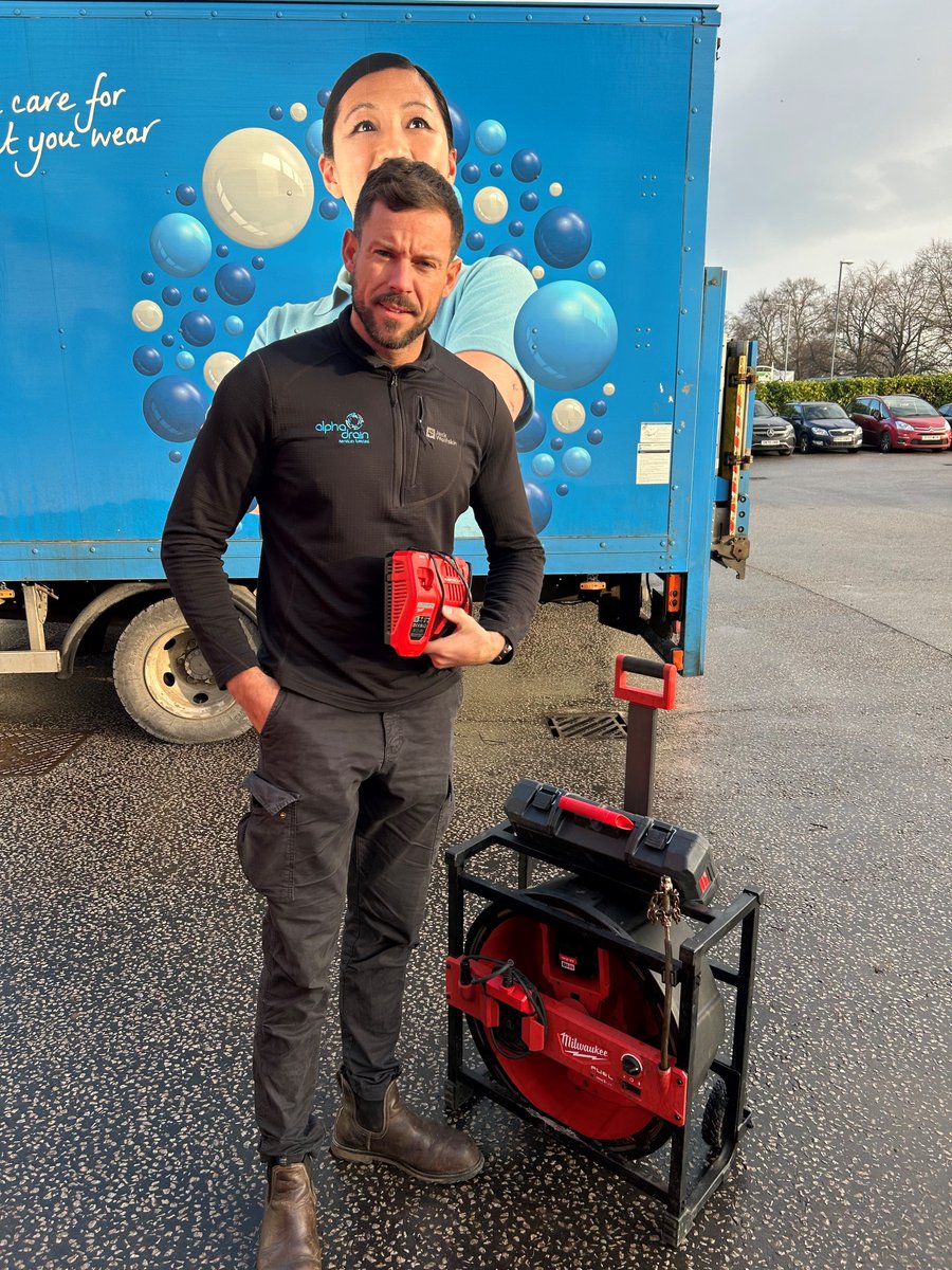 protradeuk's tweet image. Our Nottingham Depot arranged a demo Milwaukee M18 High Speed Drain Cleaner for Jon Kirkham of Alpha Drain Solutions.
Want to demo a tool? Contact your nearest depot and we will try our very best to make it happen.
protrade.co.uk/depots/
#milwaukee #tooldemo #powertools