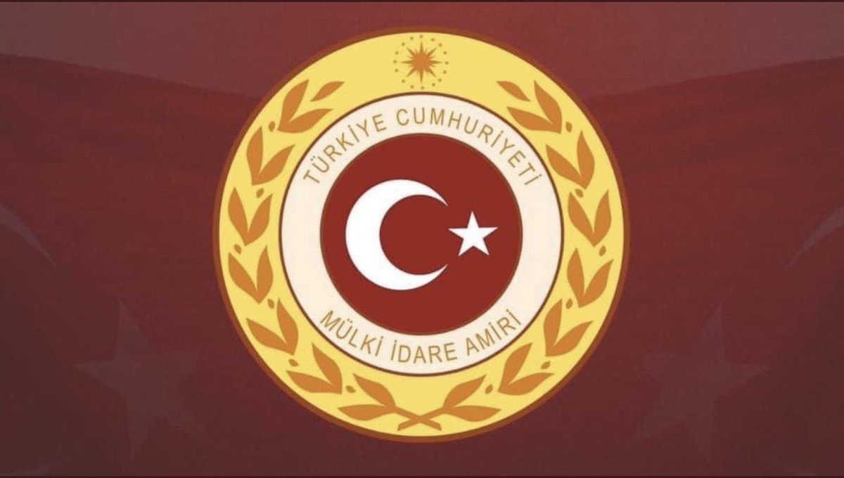 Mensubu olmaktan onur duyduğum Mülki İdare Amirliği görevini ülkemizin dört bir köşesinde fedakarca yerine getiren tüm Mülki İdare Camiamızın 10 Ocak İdareciler Günü'nü tebrik ederim.