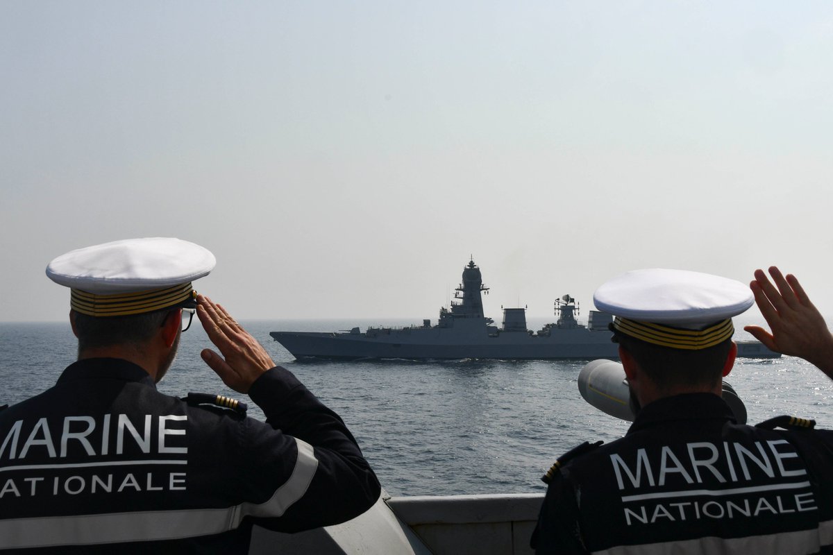French_CSG's tweet photo. #CLEMENCEAU25 After a stopover in Goa and Kochi, the #French_CSG conducted sea and air activities with the @indiannavy ➡️Symbol of strong and sustainable cooperation between 🇫🇷🇮🇳 ahead of the 42nd annual bilateral #VARUNA exercise. https://t.co/mVbFLG8LEm