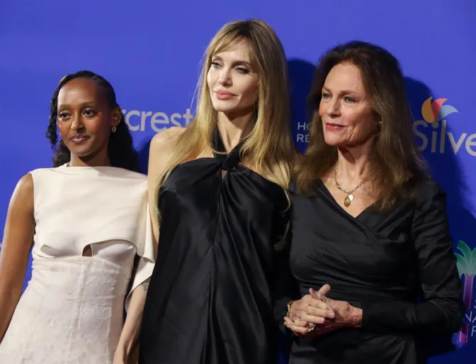Angelina Jolie with her godmother Jacqueline Bisset at the Palm Springs International Film Festival #angelinajolie #JacquelineBisset