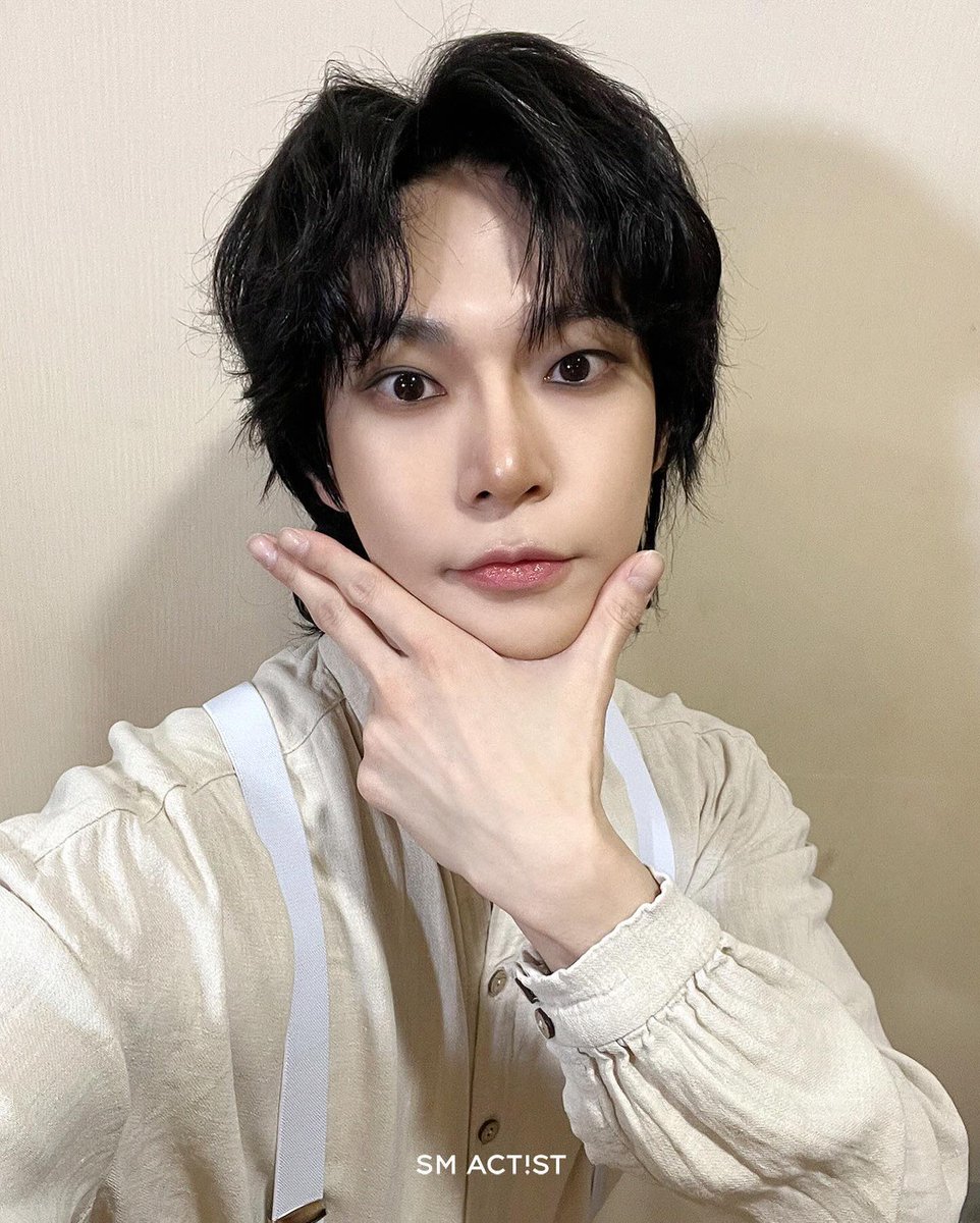 DOYOUNG_TH's tweet photo. 250110 sm_actist_ Instagram

นักแสดงโดยองที่จบการแสดงละครเพลงเรื่อง The Man Who Laughs รอบแรก 🥰

นักแสดงโดยองผู้รับบท ‘กวินแพลน’ และละครเพลงเรื่อง The Man Who Laughs
ฝากติดตามและให้ความรักกันเยอะๆ 💚

#DOYOUNG #도영 #NCT #NCT127 https://t.co/HbCFj25hPK