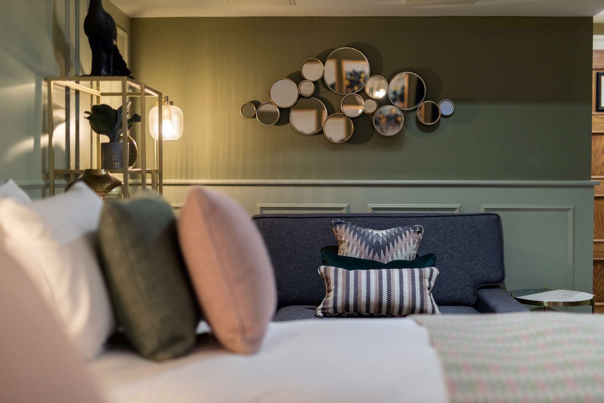 One more sleep 💤

We have 1000 sleeps to give away..

This limited-time offer is available for stays between 1st January and 28th February 2025 (subject to availability), and gives you 50% off the price of your two-night stay.

#youngs #youngspubs #youngsrooms #pubswithrooms