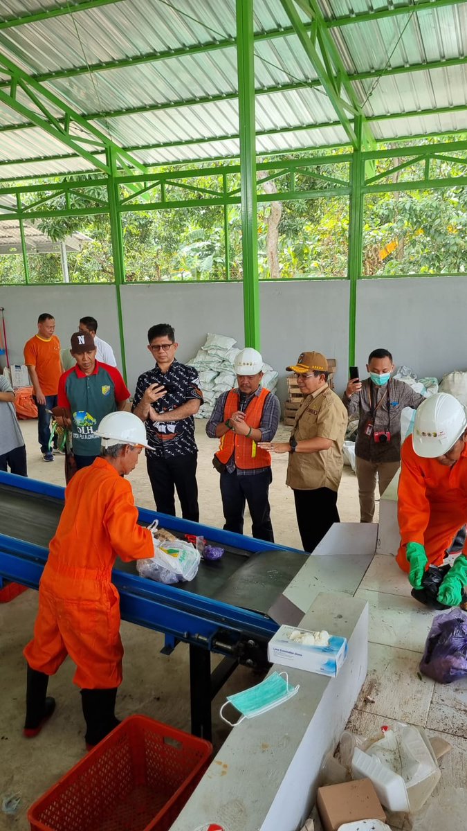 KEMITRAAN in collaboration with Pekalongan Government and supported by <a href="/adaptationfund/">Adaptation Fund</a> inaugurate an integrated waste management center