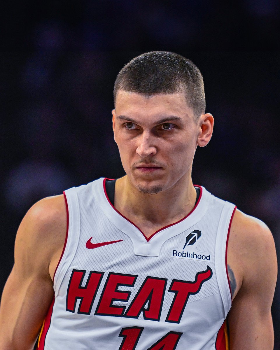 MiamiHEAT's tweet photo. Flipped a switch.

⭐️ - https://t.co/fPzR35tg6k https://t.co/UvNe99g6qT