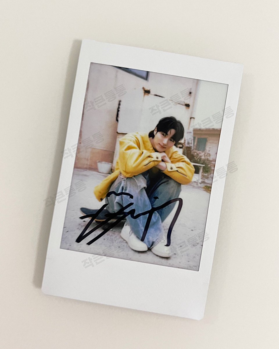 디아이콘 싸폴 도착✨✨✨

봉투에서 꺼내는 순간 허업..🙊❣️
제가 좋아하는 B타입 사진이 왔어요오!

귀여운 동구리 포오-즈🥹
통통이님들 함께 봐요...😚💛

디아이콘 땡큐베리감사!!!
(오늘도 쓰레기 10개 주우러 나가야...)

#변우석 #Byeonwooseok
