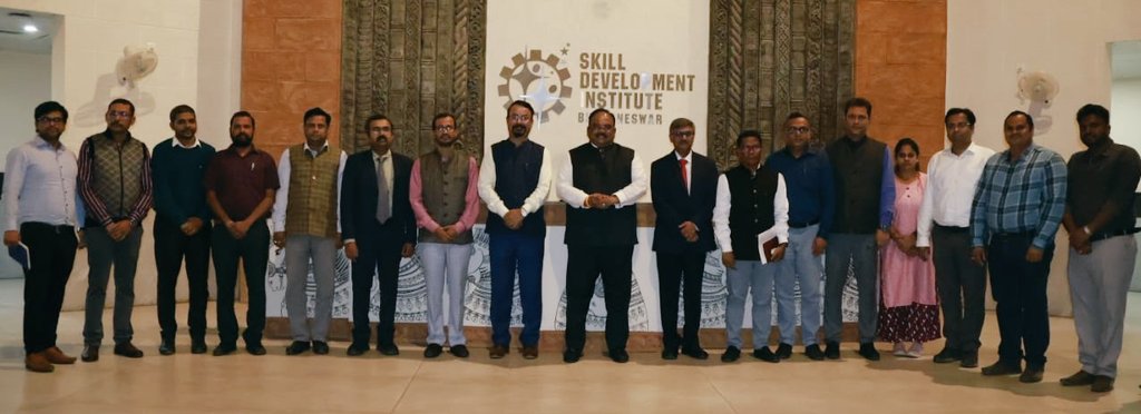 India's youth population is one of its greatest strengths. Harnessing their true potential and skills is essential for building a self-reliant and prosperous nation. At #IndianOil, we remain steadfast in our commitment to empowering young talents through cutting-edge skilling