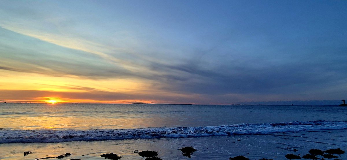 #FF  Un Notre Finistère
 Bonne Année 2025 <a href="/BrendanC29/">Brendan Chardonnet</a> <a href="/YannEllebe/">Yannick Le Bris</a> <a href="/olivierglinec/">Olivier GLINEC</a>
<a href="/Hemarina/">Hemarina</a> <a href="/raydacteur/">Ray ⚪⚫ Dacteur</a> <a href="/jakez_bernard/">Jakez Bernard</a>
<a href="/JeanlucLeru/">Le Ru Jean-Luc</a> <a href="/stephmargot/">stéphane margot</a> <a href="/blarhant/">bernard larhant</a> <a href="/StraboniThomas/">Breizhhollgaret</a> @Erwanlh29  <a href="/AbeilleFlandre/">Abeille Flandre</a> <a href="/didierlegac/">LE GAC Didier</a> <a href="/bernard29440/">Johann Bernard photo</a> <a href="/Adilemoigne/">Le Moigne Adrien</a> <a href="/bruno_29N/">Bruno</a> <a href="/nedelecyohann/">Yohann Nédélec</a> <a href="/jmrouebferries/">Jean-Marc Roué</a>