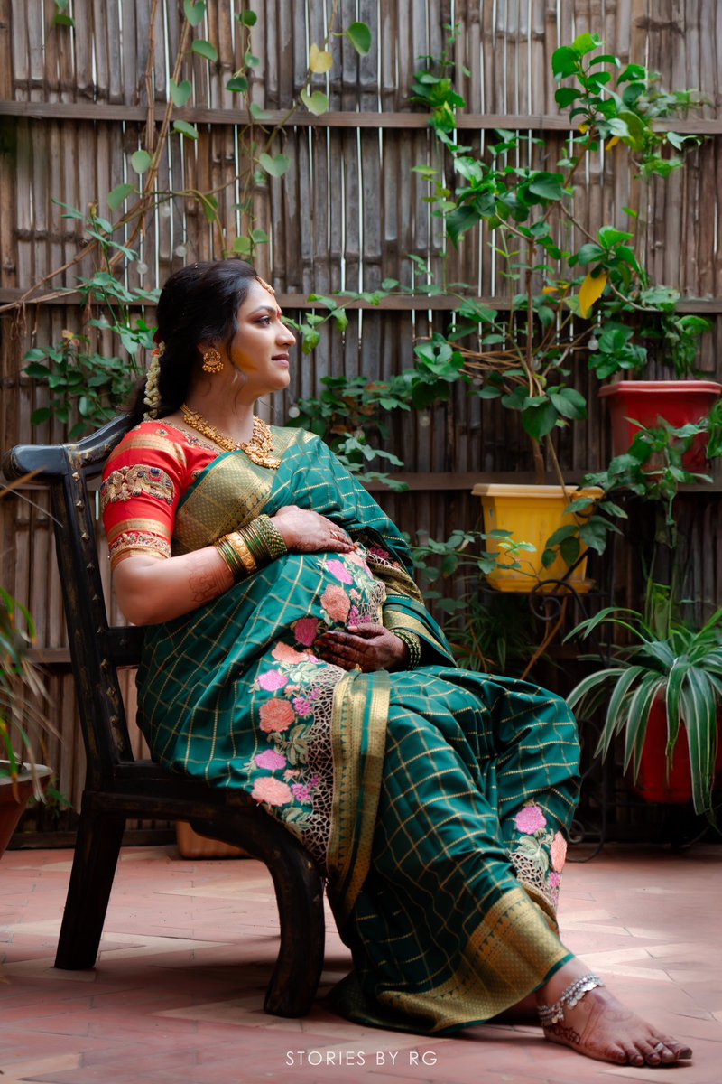 ನಾನು.. ನನ್ನ ಕನಸು..❤️

#simhapriya #momtobe #dadtobe #excitement #family #love #babybump #babyshower #culture #traditions #celebrations