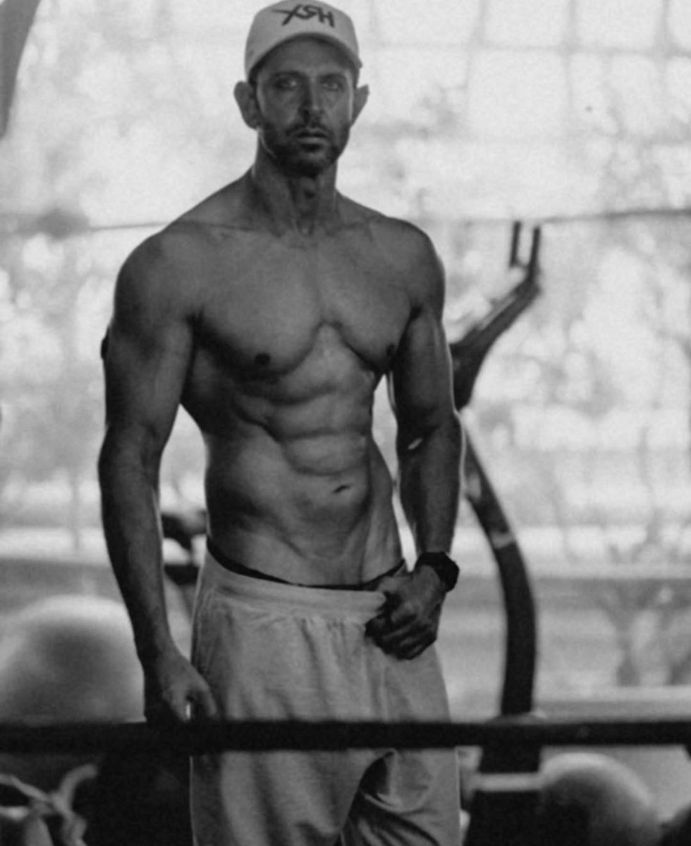 Sandeepjaiswa2's tweet photo. Happy birthday Hrithik Roshan 🎂❤️

#HrithikRoshan https://t.co/Ph6uCyKqyq