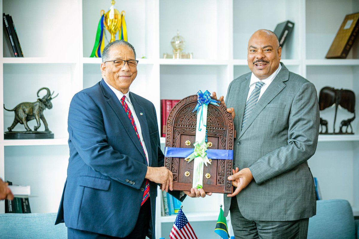U.S. Ambassador to Tanzania (@usambtanzania) on Twitter photo As always, it was a pleasure meeting with Amb. Kombo of <a href="/mfa_tanzania/">MFA Tanzania</a> . We have enjoyed close coordination over the course of his tenure as foreign minister. The U.S. looks forward to exploring increased areas of collaboration with Tanzania to boost regional economic integration, As always, it was a pleasure meeting with Amb. Kombo of <a href="/mfa_tanzania/">MFA Tanzania</a> . We have enjoyed close coordination over the course of his tenure as foreign minister. The U.S. looks forward to exploring increased areas of collaboration with Tanzania to boost regional economic integration,