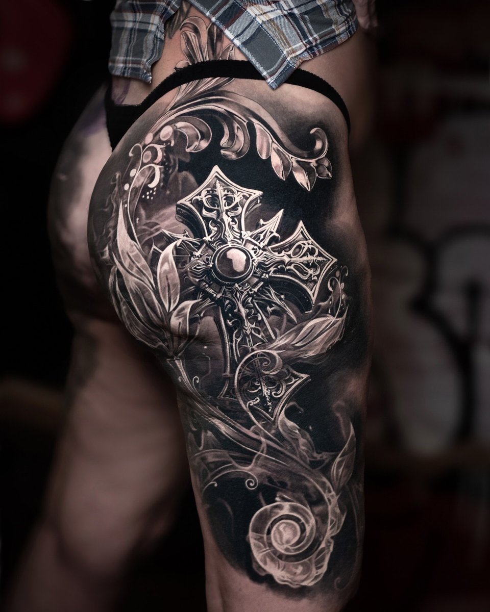 • Tattoo art by © Yura Plishenko.