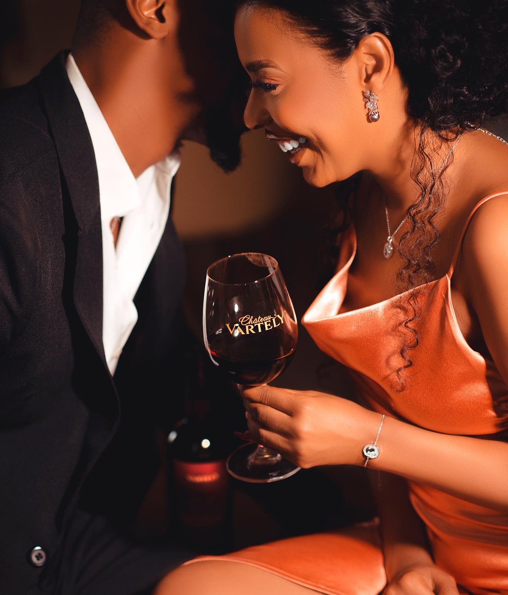 With Chateau Vartely Sweet Red Wine, Joy is infact, here🍷😅😅

Salut 🍷❤️
