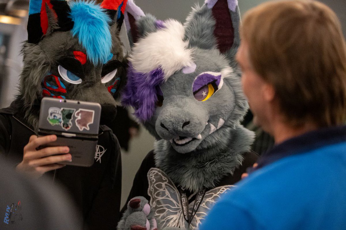 Itstoto_the_fur🔜NFC, AWO tweet media