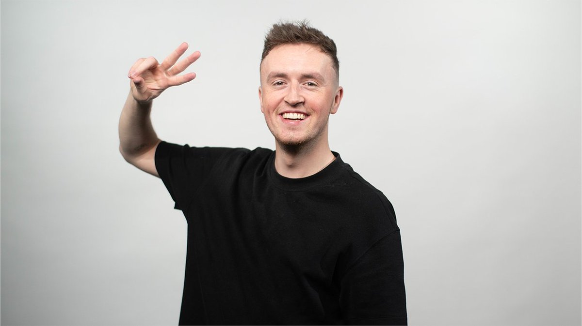 WhereIsDave2's tweet image. 🤮Dave did not host Fully Charged this morning, the poor dear just isn't very well at all.    

Dave has hosted 2 out of 5 shows so far in 2025 (40%)