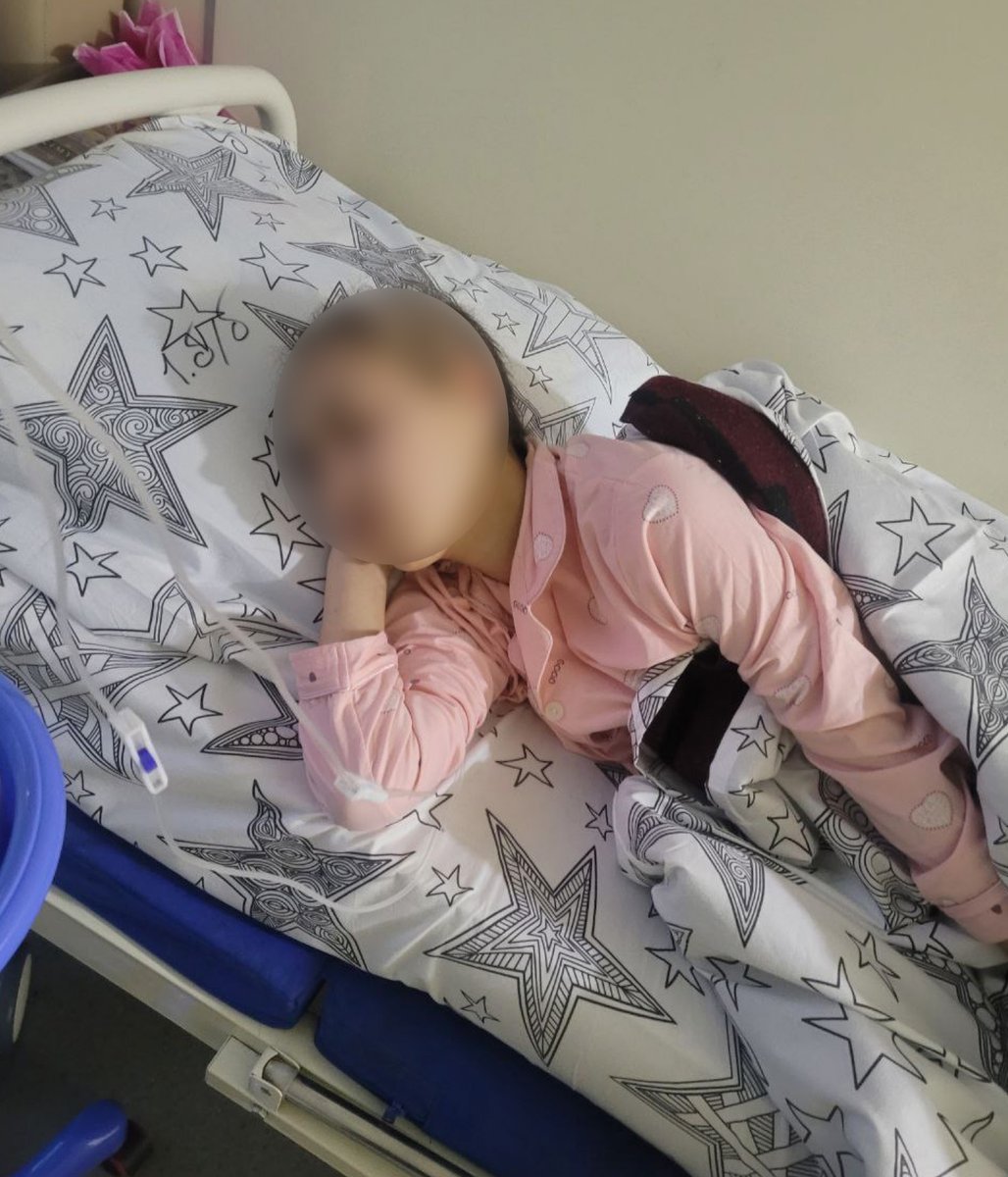 #Хайрия_акцияси. Максимум RT!

Самарқанд шаҳарда турувчи Ясмина Маматқулова 2016 йилнинг ноябр ойида 8 ёшида оққон ташхиси билан Тошкент шаҳридаги онкогемотология маркази болалар бўлимида барча кимёвий терапияларни олиб соғайиб кетган эди.

Лекин якинда Ясмина яна маззаси қочиб,