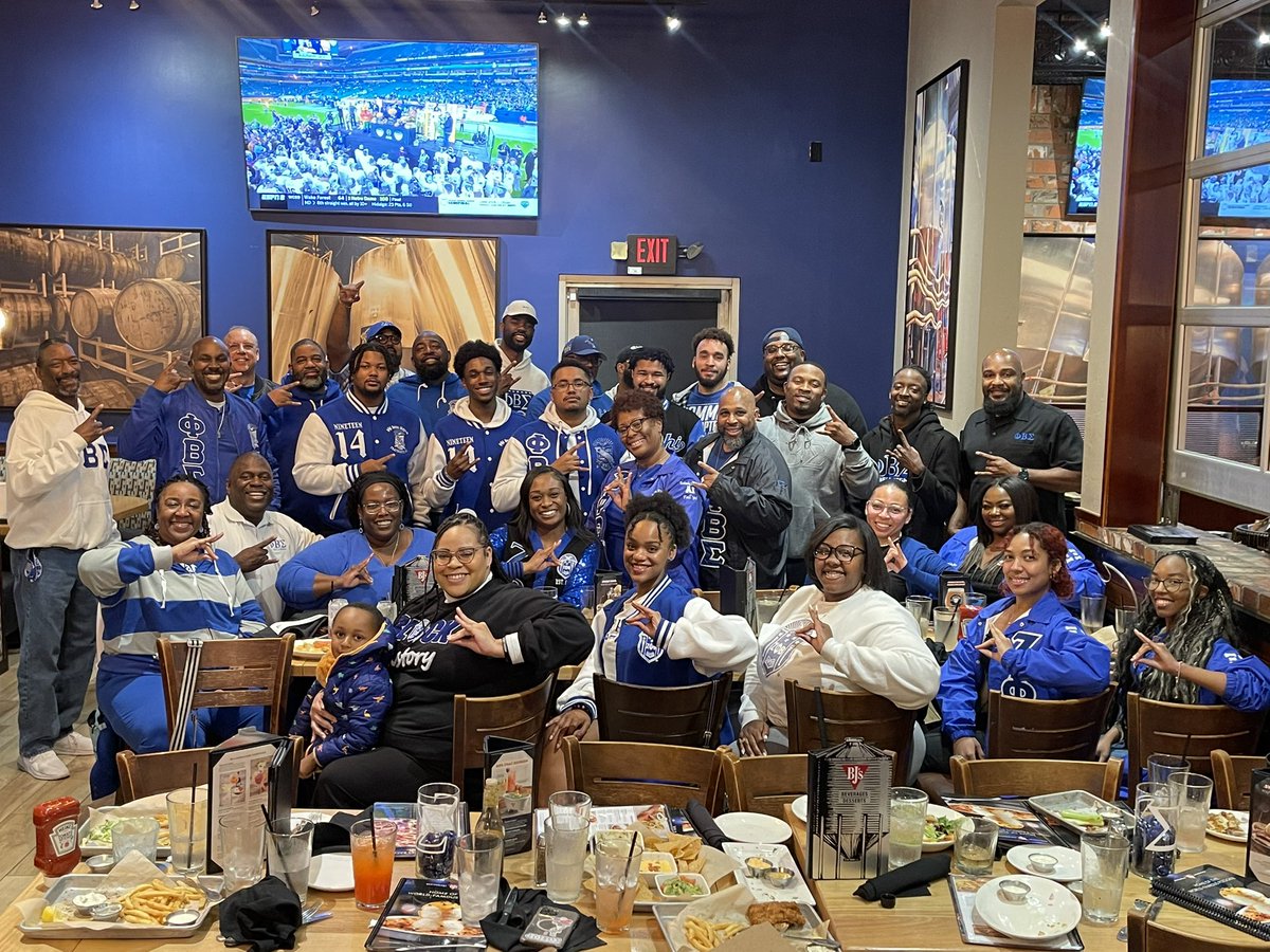 EpDeltaSigma's tweet photo. What an awesome @pbs_1914 Founders Day. Thank you to @bjsrestaurants in #Fresno for hosting our celebration and for the awesome service. https://t.co/FLlJ6FnmhK