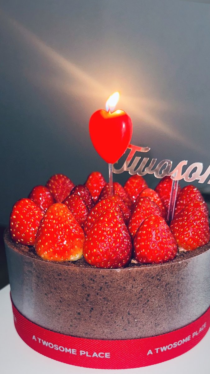 LeeHanheeFeed 🍓 tweet media