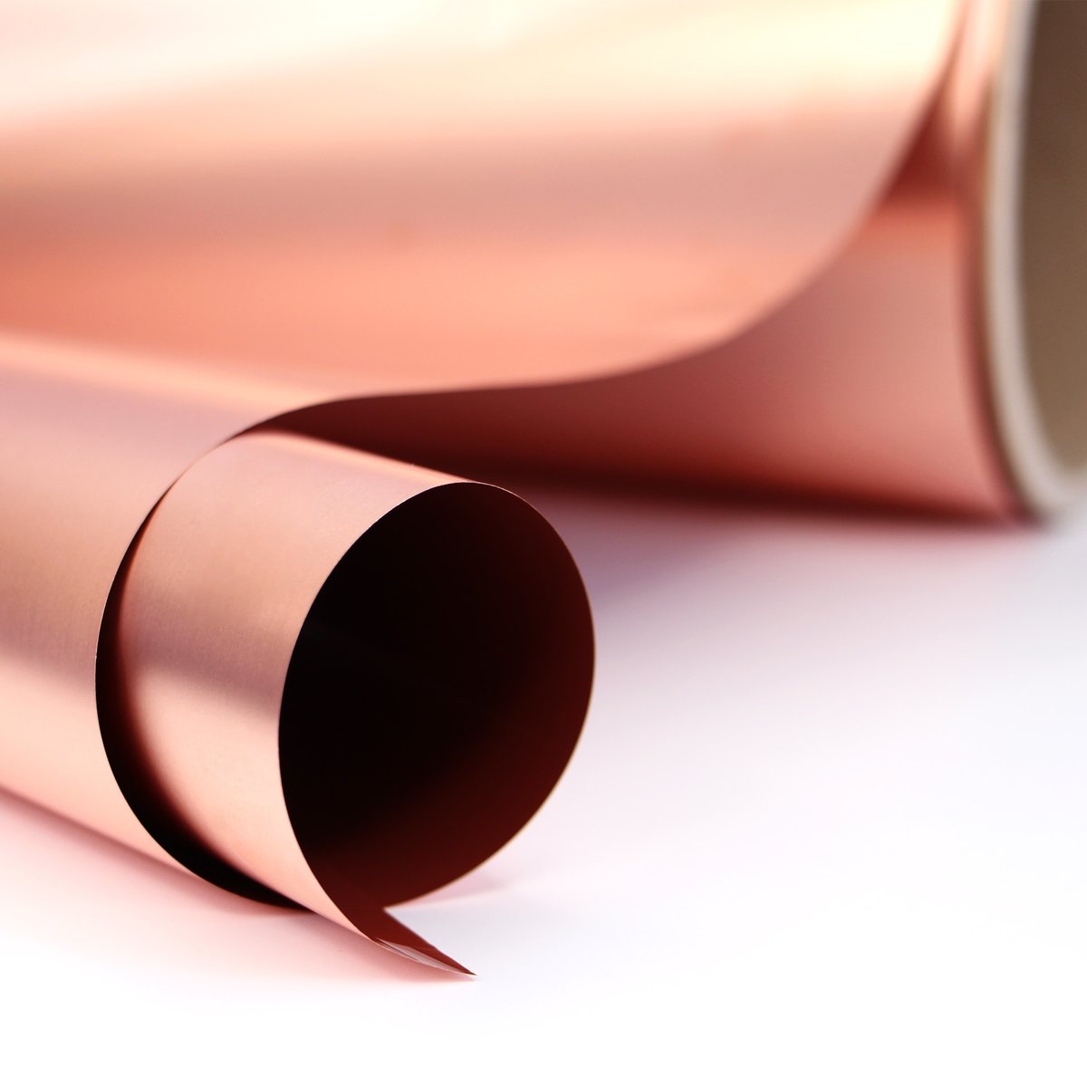 Die Integration von #Kupferfolien bietet eine zuverlässige #EMV-Abschirmung, die zu Fehlfunktionen und Störungen einzelner Geräte führen kann. Erfahren Sie mehr über die #Abschirmfolien der #RoosGmbH: roos.gmbh/abschirmfolien…
#abschirmung #kupferfolie #elektronik #tastaturen