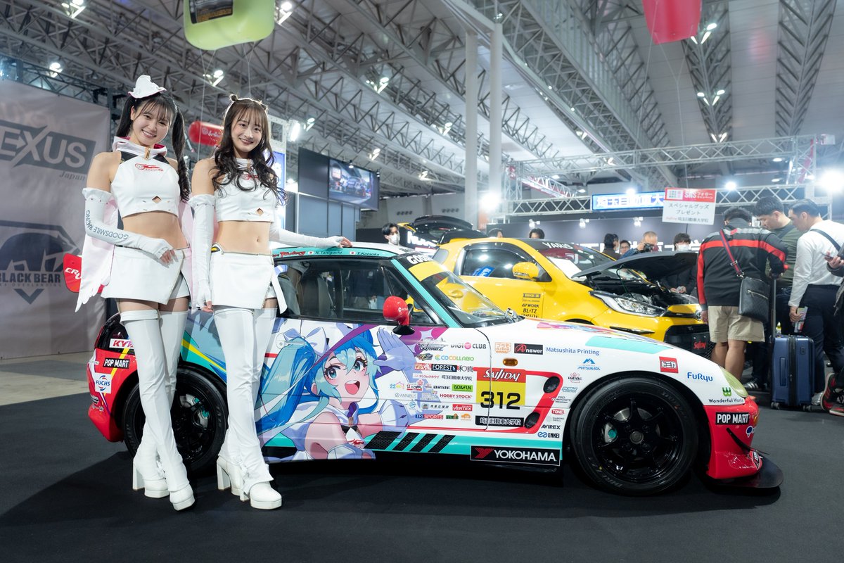 ミクサポとミクチーノ (え) #fightgsr #SUPERGT #tokyoautosalon #東京