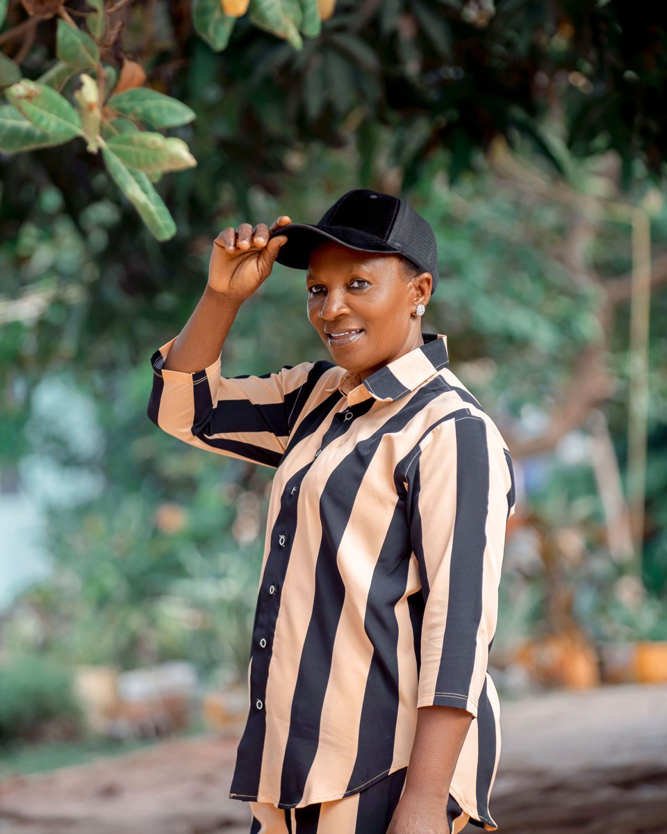 GGuildo's tweet image. HAPPY BIRTHDAY 🎂🥳. MAMA
HAPPY NEW YEAR 2025. __🥳