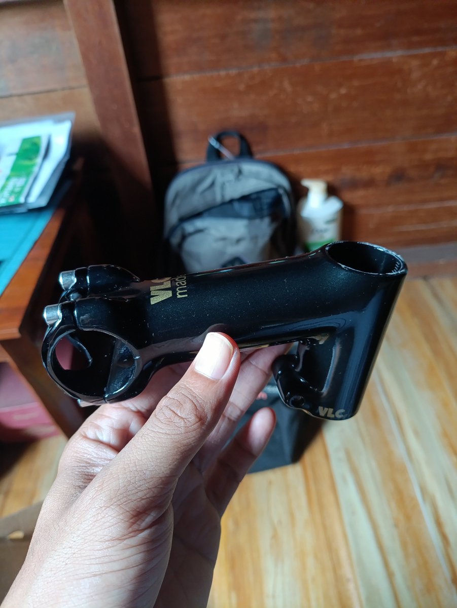 trsebut's tweet photo. wts veloci mighty stem 31.8/oversize pjg 110mm, 17 derajat. 500k nego
https://t.co/JTGgexyCtB
#fnfjb https://t.co/qCFjgHDM9k