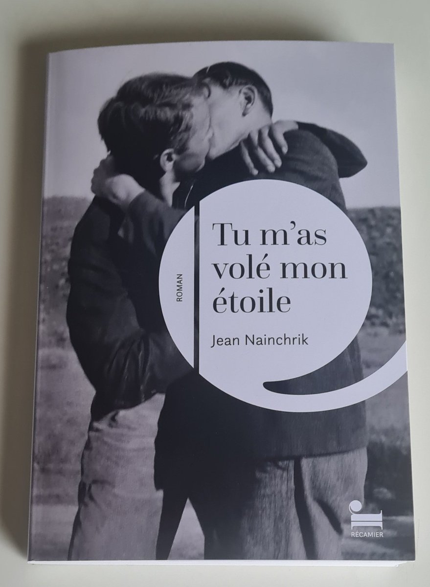 Vagabonderautour (@vagabonderautou) on Twitter photo <a href="/Ed_Recamier/">Éditions Récamier</a> Tu m'as volé mon étoile : Un #roman de Jean Nainchrik
C'est l’histoire d’un amour adolescent, bref, intense mais immense dont Jean, le narrateur, garde comme une béance son ardeur intacte. #magnifique #retourdelecture ⬇️ vagabondageautourdesoi.com/2025/01/09/jea… <a href="/Ed_Recamier/">Éditions Récamier</a> Tu m'as volé mon étoile : Un #roman de Jean Nainchrik
C'est l’histoire d’un amour adolescent, bref, intense mais immense dont Jean, le narrateur, garde comme une béance son ardeur intacte. #magnifique #retourdelecture ⬇️ vagabondageautourdesoi.com/2025/01/09/jea…