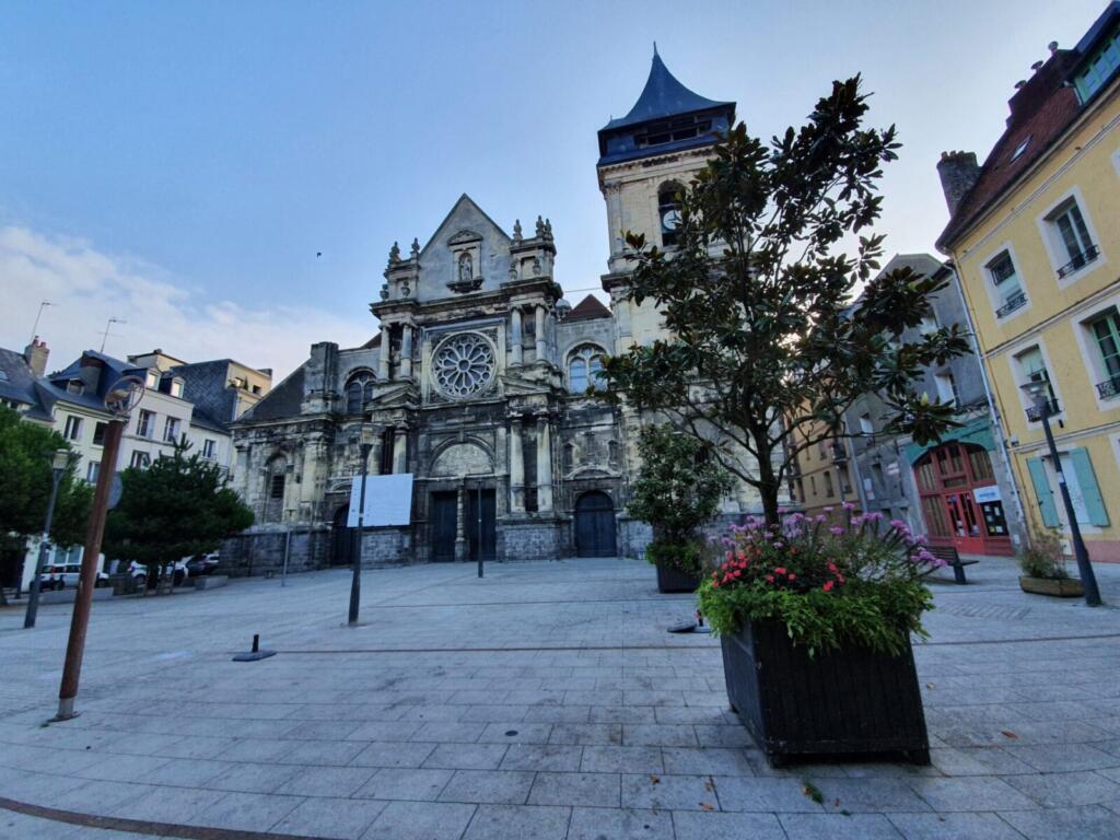 There are lots of things to see and do in Dieppe from some fantastic tourist attractions to enjoying some culinary delights. It's also straightforward to reach by ferry from the UK.

rjontour.com/dieppe/ #normandy #earlybiz #france