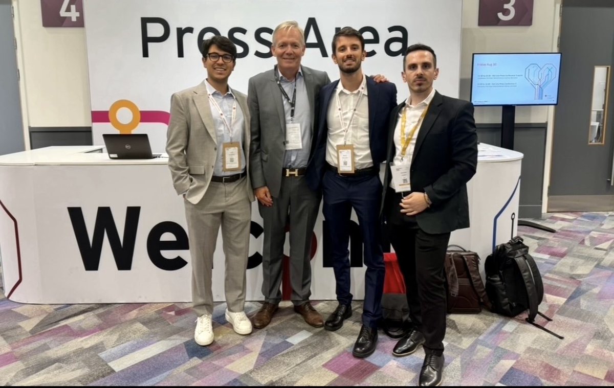 SABOURETCardio's tweet photo. New entries in the young editorial team of #VesselPlus : @LuigiSpadafora @MarcoBernardiMD @stecacMD (not on the pic). Waiting for @michelegolino https://t.co/NQcSjJjvcC