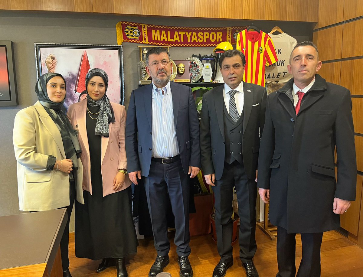 konutsen's tweet photo. Malatya Milletvekillerimiz Sn @veliagbaba  ve Hatay Milletvekilimiz Sn @MullaogluServet ’nu makamlarında ziyaret ederek apartman görevlileri hakkında bilgi verdik. Kendilerine hoş sohbetleri ve misafirperverlikleri için teşekkür ederiz https://t.co/BmnorVliuA