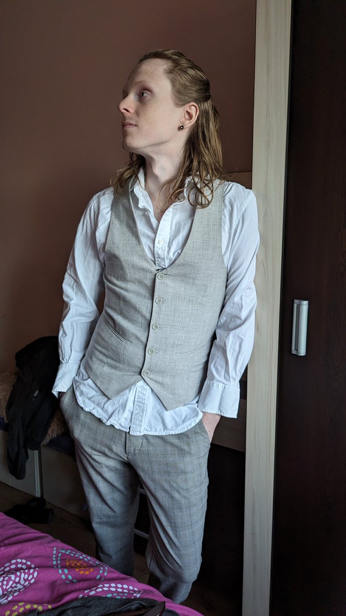 ChuuniVT's tweet image. fuck it, we ball