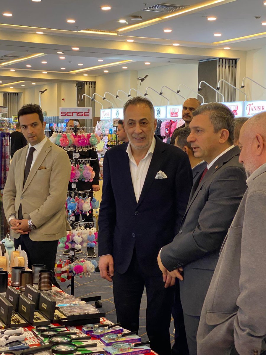 Antalya Valisi Sayın Hulusi Şahin Bey Antalya’da Düzenlemiş Olduğumuz Prestij Satış Aktivesinde Standımızı Ziyaret Ettiler, Kendilerine Bu Nazik Ziyaretlerinden Dolayı Teşekkür Ederiz.