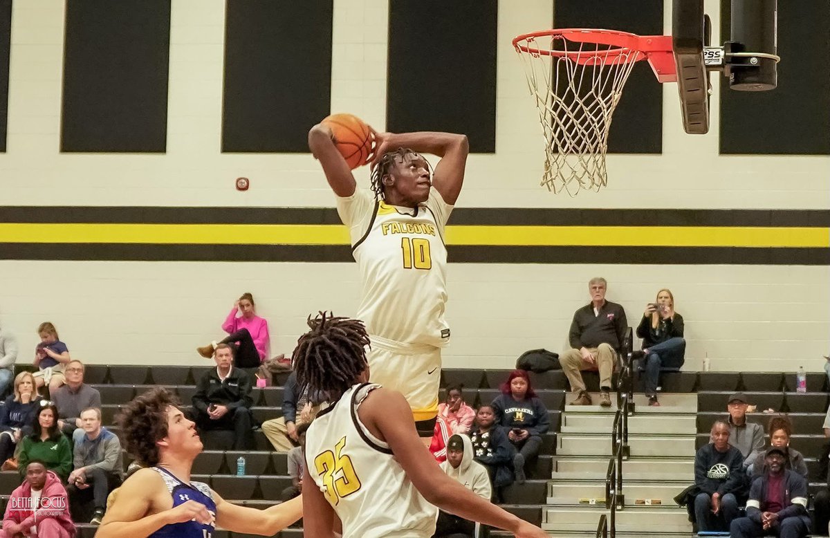University of Illinois-Chicago signee Rashund Washington Jr. is a mid-year Region POY candidate.

The East Laurens standout is averaging 20.4 points, 6.6 rebounds, 3.8 assists, and 1.6 steals per contest.

<a href="/HypesouthMedia/">Hypesouth Media & Athletics</a> 𝗠𝗶𝗱𝘀𝗲𝗮𝘀𝗼𝗻 𝗥𝗲𝗽𝗼𝗿𝘁:

hypesouth.com/2024-25-hypeso…