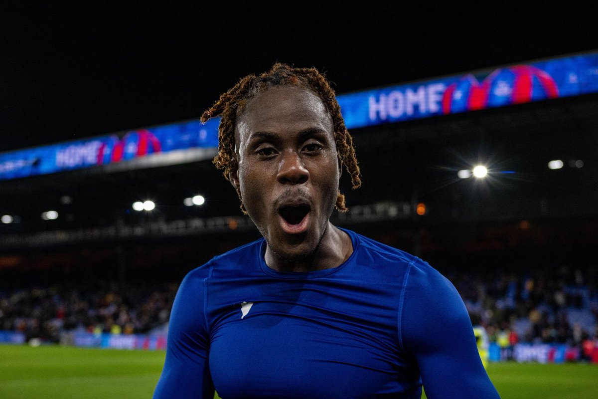 FabrizioRomano's tweet photo. 🚨🔵 Maresca on Trevoh Chalobah and recall clause into loan agreement: “Trev we know him, he’s a good player”.

“At the moment he is a Crystal Palace player, so we will see!”. https://t.co/GiPvgrBsYq